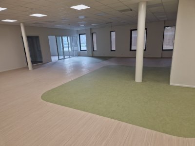 afbeelding van Voor Onze opdrachtgever Hesco Bouw BV. Hebben wij 3500 m2 striato marmoleum geleverd en gelegd met de producten van Eurocol.